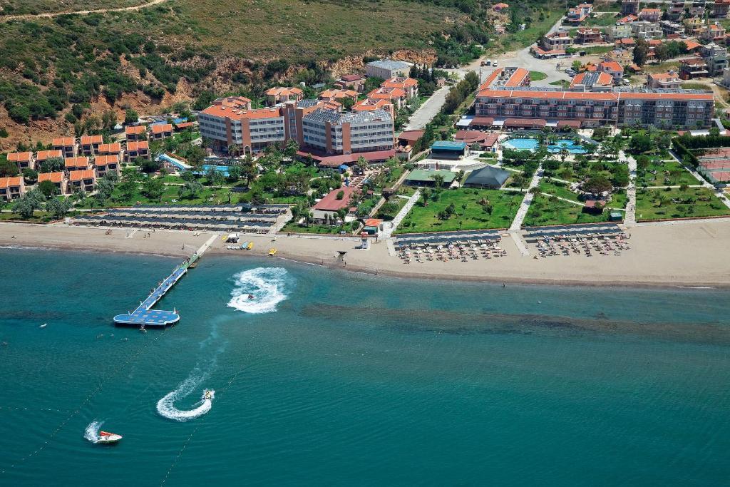 גומולדור Club Yali Hotels & Resort מראה חיצוני תמונה