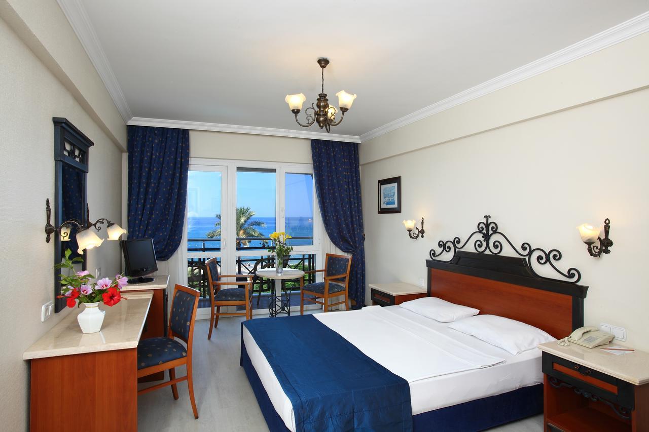 גומולדור Club Yali Hotels & Resort מראה חיצוני תמונה