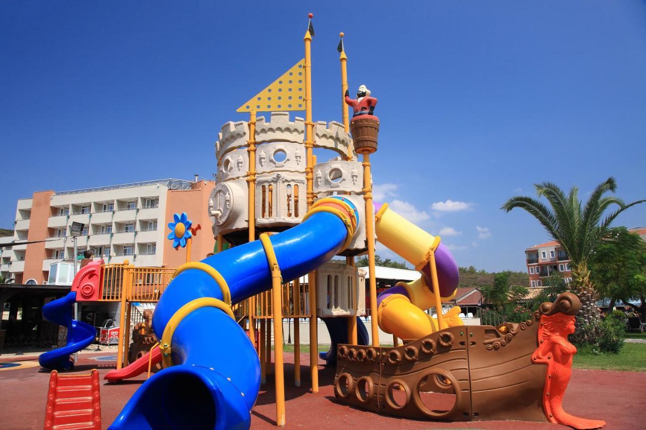 גומולדור Club Yali Hotels & Resort מראה חיצוני תמונה