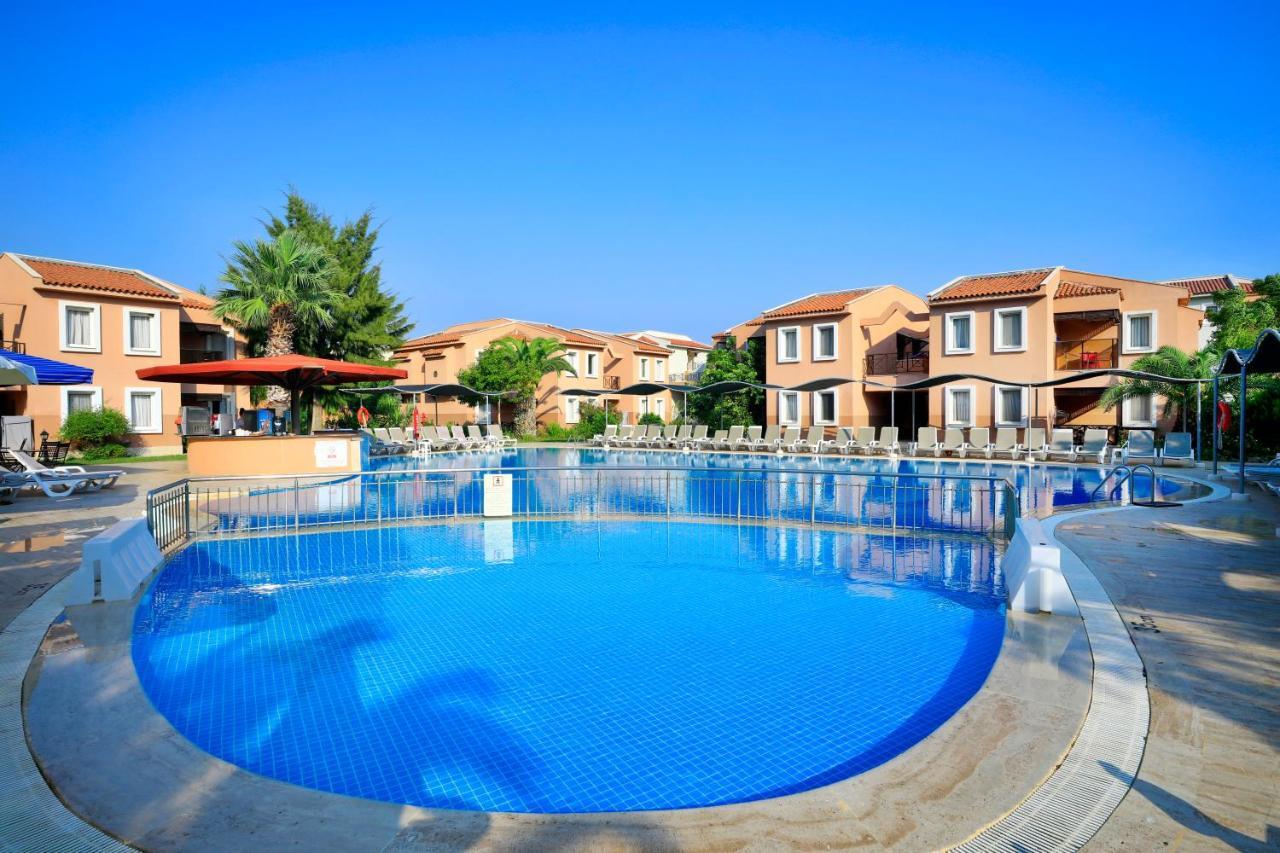 גומולדור Club Yali Hotels & Resort מראה חיצוני תמונה